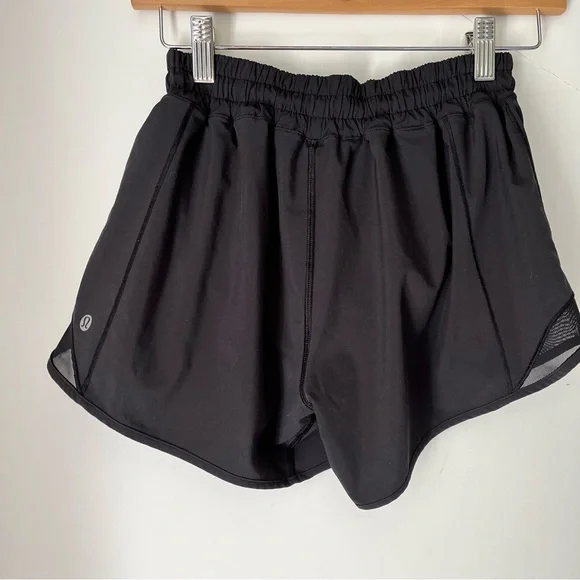 Lululemon Low Rise 4” Black Hotty Hot Shorts - Picture 5 of 6